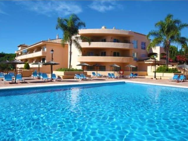 Apartamento en venta en Elviria, Málaga Costa del Sol