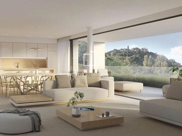 Apartamento en venta en Elviria, Málaga Costa del Sol