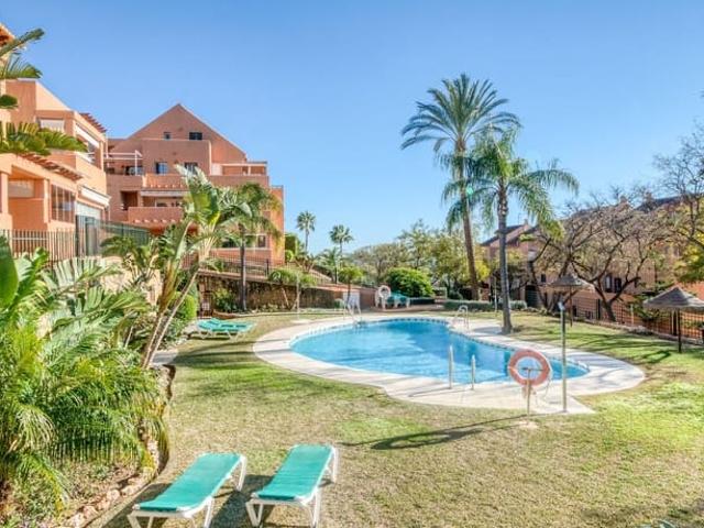 Apartamento en venta en Elviria, Málaga Costa del Sol
