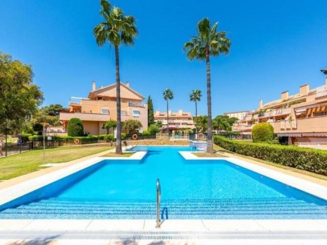 Apartamento en venta en Elviria, Elviria