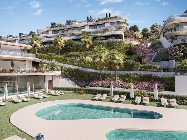 Apartamento en Venta en Elviria