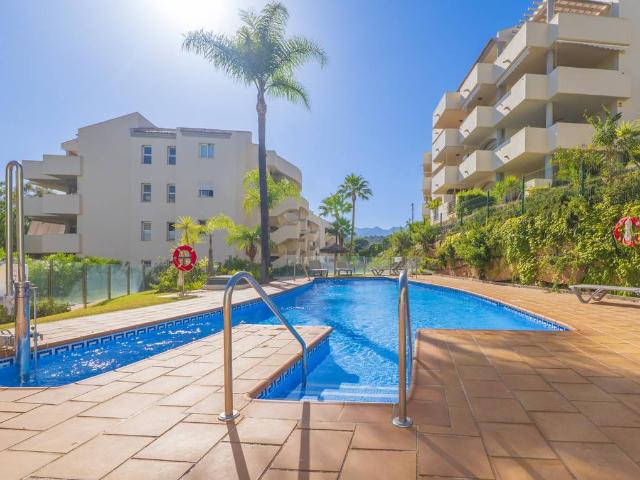 Apartamento en Venta en Elviria