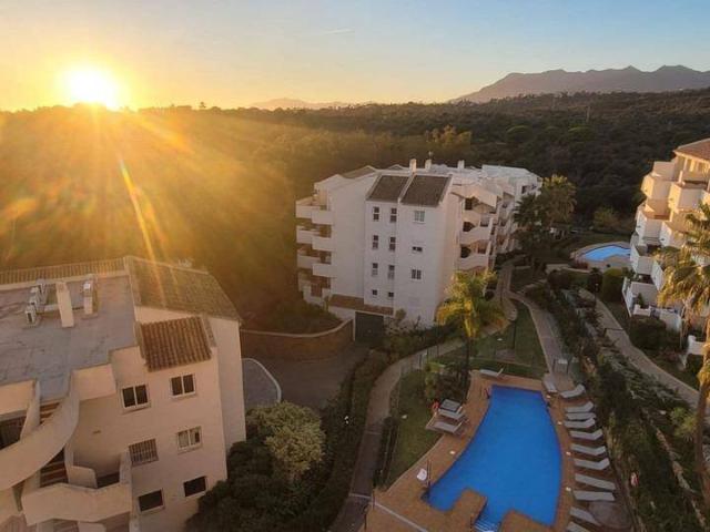 Apartamento en Venta en Elviria