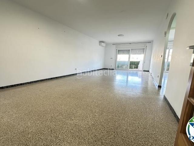 Apartamento en venta en Empuriabrava, Moxó Sant Mori Costa Brava. Carrer de Sant Morí, 14, 17487 Empuriabrava, Girona, España. Apartamentos.