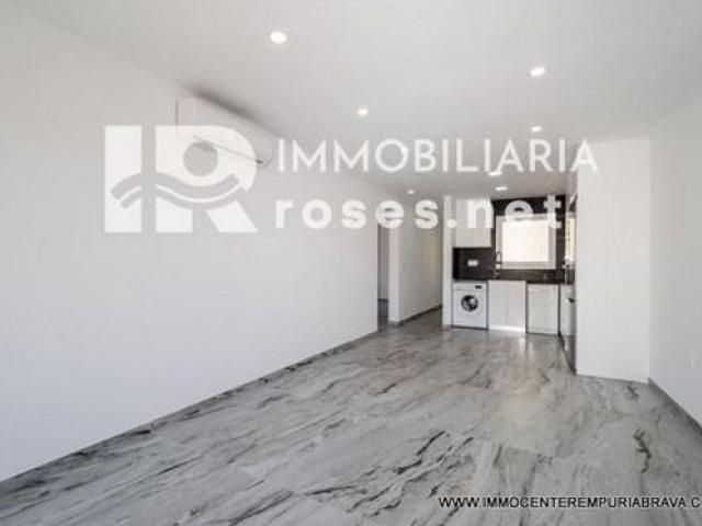 apartamento en Venta en Empuriabrava. MOQY T1213