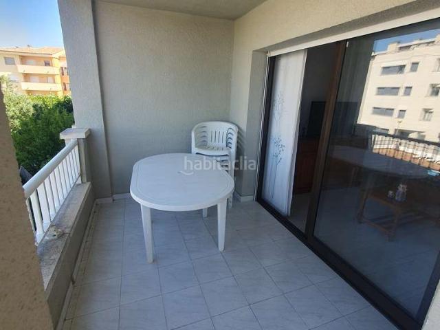 Apartamento en venta en Escala L´, Port La Clota Puig Sec Costa Brava. Muy bonito apartamento cerca de la playa y con licencia turística. Apartamentos Escala.