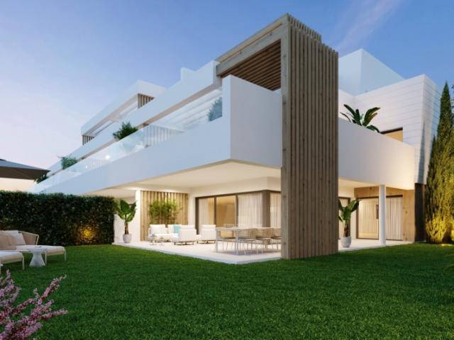 Apartamento en venta en Estepona