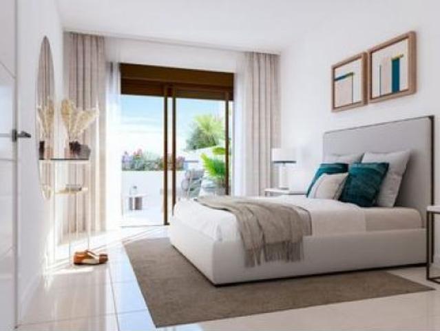 apartamento en Venta en Estepona. ZFID T38