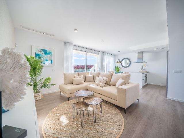 Apartamento en venta en Estepona, Buenas Noches. Nuevo complejo en Estepona de 2 y 3 dormtorios cerca de todos los servicios. Apartamentos.