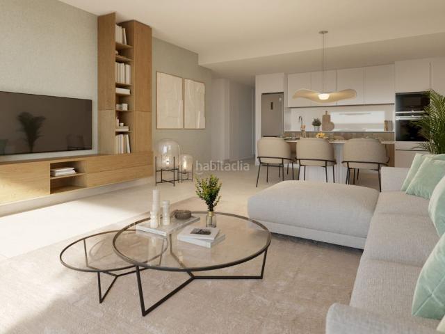 Apartamento en venta en Estepona, Cancelada. Apartamentos.
