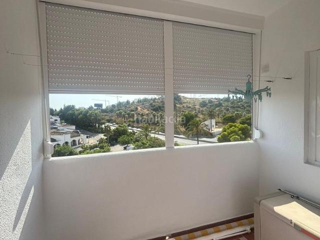 Apartamento en venta en Estepona, Centro. Apartamento en Primera Línea de Playa en la Serena Playa de Guadalobón de Estepona. Apartamentos.
