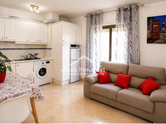 Apartamento en venta en Estepona, Centro. Apartamento en venta en Casco Antiguo. Apartamentos.