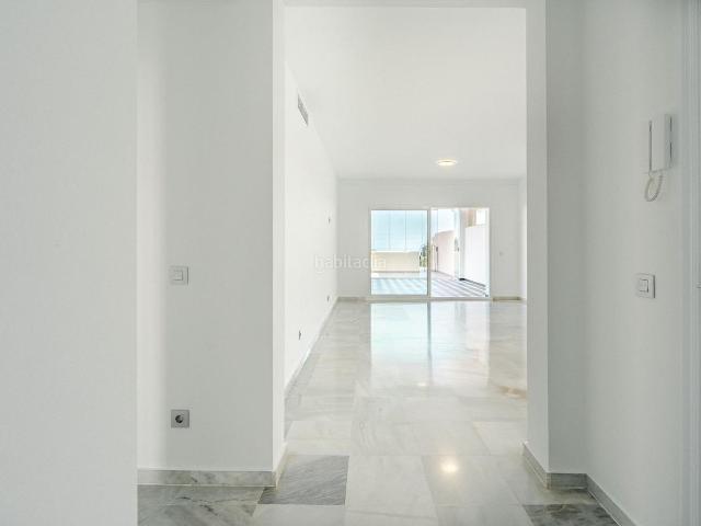Apartamento en venta en Estepona, Centro. EDIFICIO SELWO ONE. ESTEPONA. VISTAS AL MAR. Apartamentos.