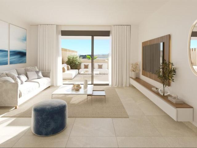 Apartamento en venta en Estepona, Centro. Elegante Vivienda de 3 Dormitorios con Terraza y Vistas al Mediterráneo. Apartamentos.