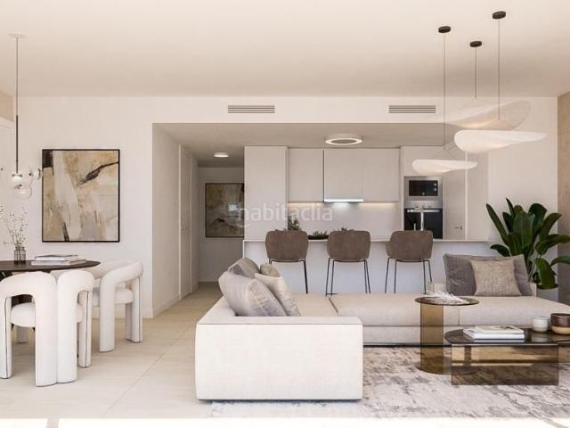 Apartamento en venta en Estepona, Guadalobón. Apartamento de diseño en venta en Guadalobón, a pocos metros del mar y campos de golf. Estepona. Apartamentos.