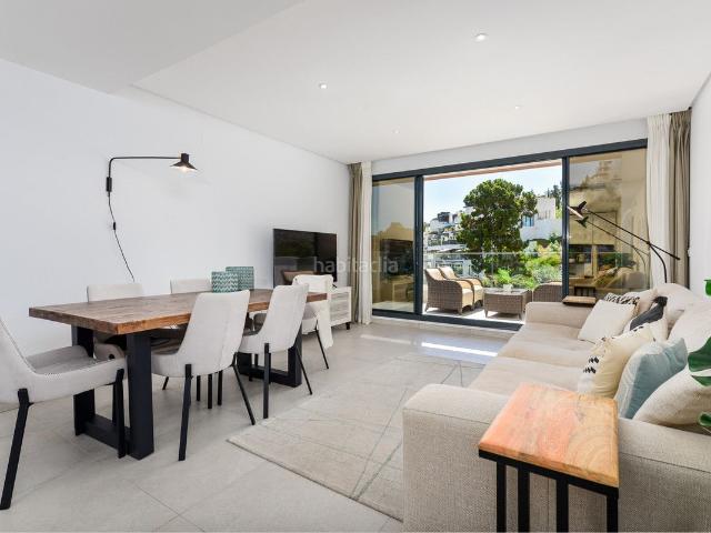 Apartamento en venta en Estepona, Guadalobón. 65997 Ático de Lujo en Venta en La Quinta. Apartamentos.