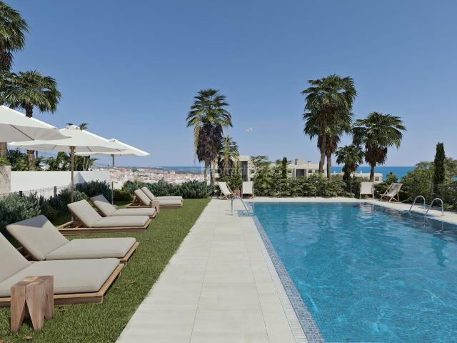 Apartamento en venta en Estepona, Huerta Nueva. Apartamento de Lujo con Vistas Panorámicas al Mar y Jardín Privado en Las Mesas Estepona. Apartamentos.