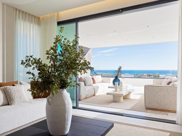 Apartamento en venta en Estepona, La Concha Resina Golf. Apartamentos.