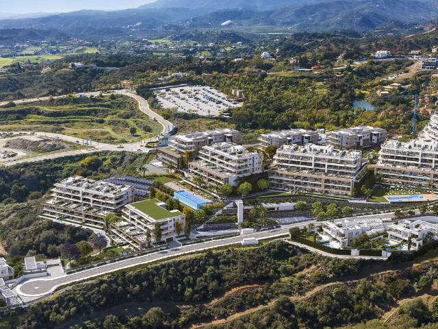 Apartamento en venta en Estepona, La Concha Resina Golf. Apartamentos.