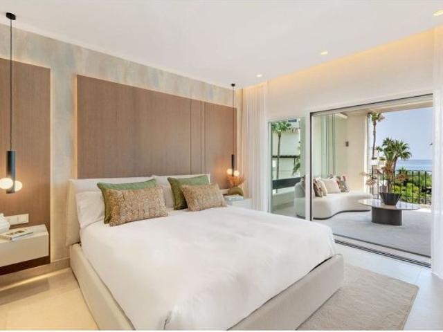Apartamento en Venta en Estepona, Málaga