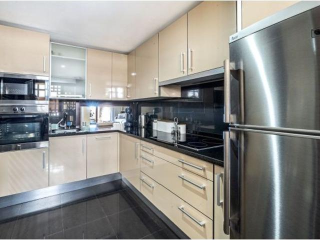 Apartamento en Venta en Estepona, Málaga