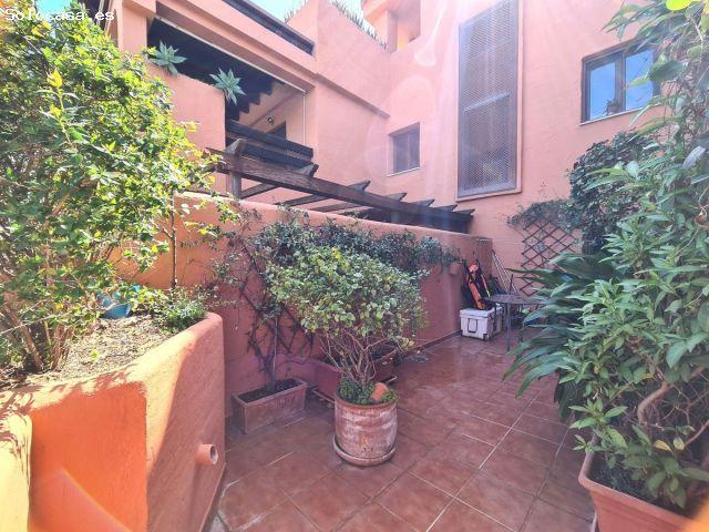 Apartamento en Venta en Estepona, Málaga
