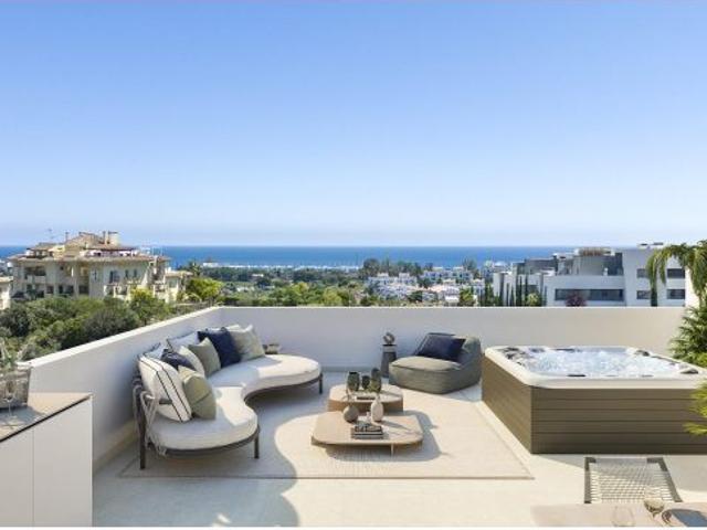 Apartamento en Venta en Estepona, Málaga