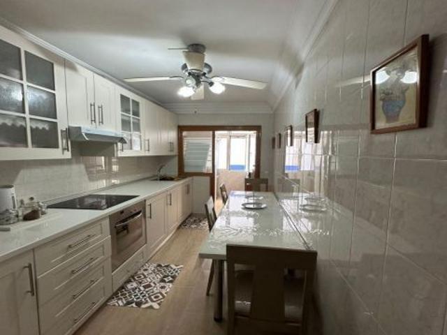 Apartamento en Venta en Estepona, Málaga