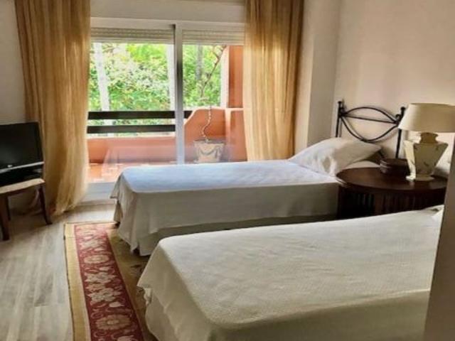 Apartamento en Venta en Estepona, Málaga