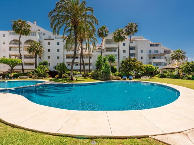 Apartamento en venta en Estepona Málaga