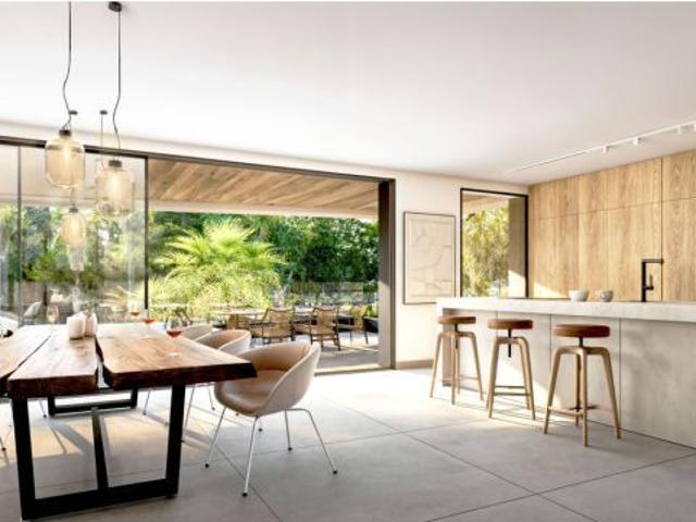 Apartamento en Venta en Estepona, Málaga