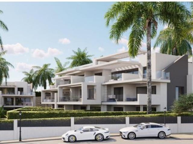 Apartamento en Venta en Estepona, Málaga
