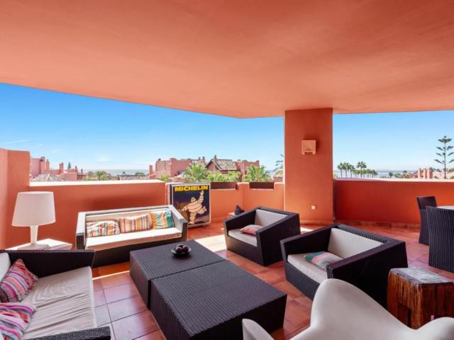 Apartamento en venta en Estepona Málaga