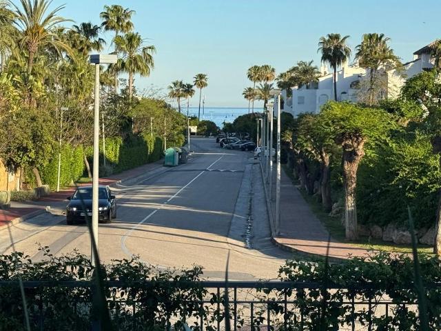 Apartamento en venta en Estepona Málaga