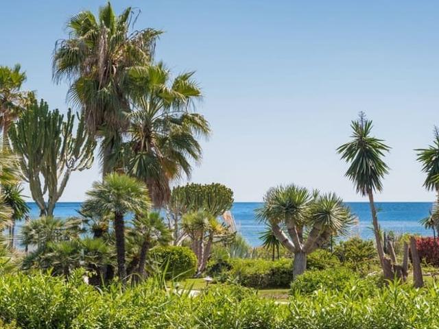 Apartamento en venta en Estepona, Málaga Costa del Sol