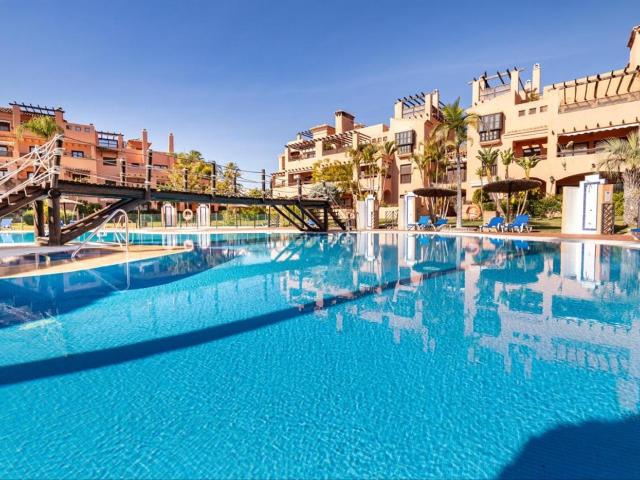 Apartamento en venta en Estepona, Parque Central. Apartamentos.