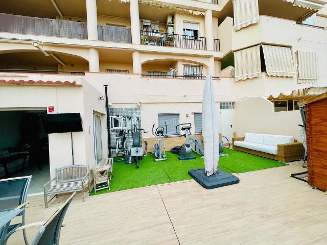 Apartamento en venta en Estepona, Parque Central. Apartamentos.