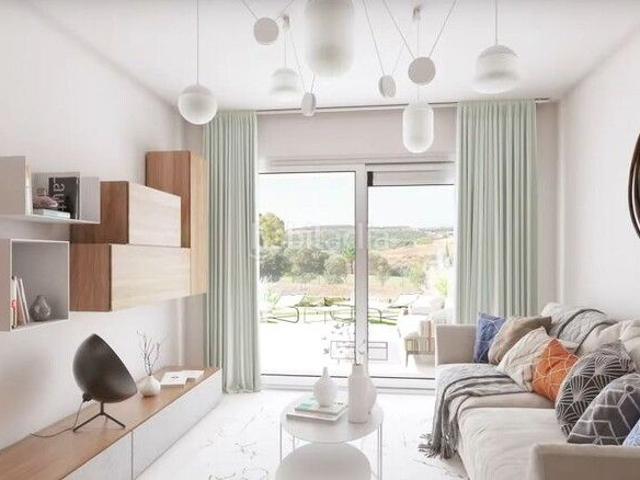 Apartamento en venta en Estepona, Parque Central. Apartamentos.