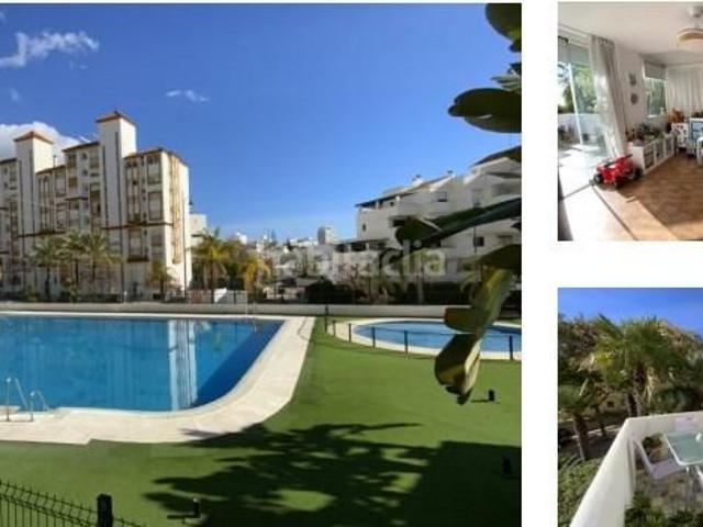 Apartamento en venta en Estepona, Puerto de Estepona. Soleado apartamento de 2 dormitorios con vistas al mar junto al puerto de Estepona. Apartamentos.