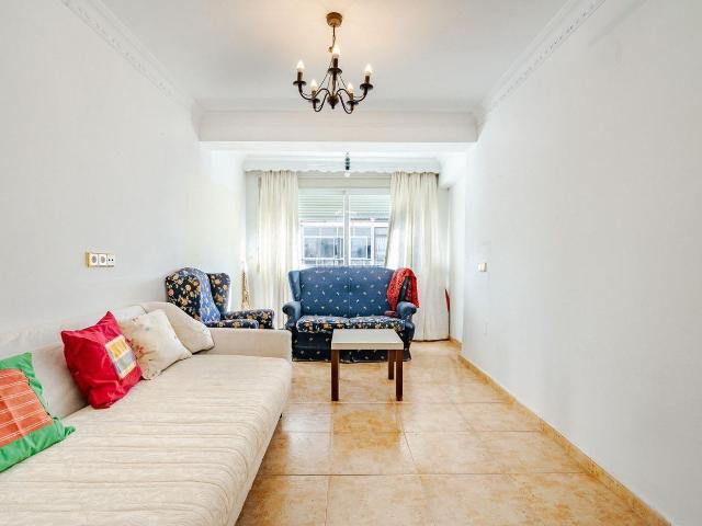 Apartamento en venta en Estepona, Puerto de Estepona. Piso en venta 3 dormitorios zona mirador del Carmen. Apartamentos.