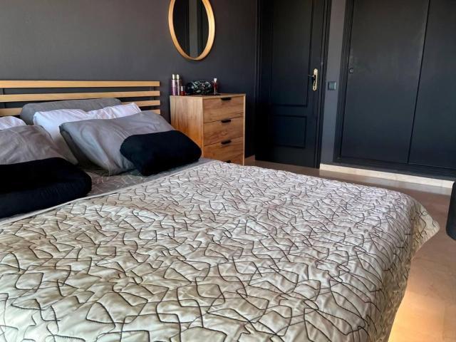 Apartamento en venta en Finestrat, Cala Finestrat. Apartamento con vistas directas al mar en La Cala, Benidorm. Apartamentos.