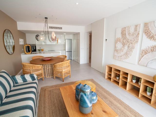 Apartamento en venta en Finestrat, Balcón de Finestrat Terra Marina. Te imaginas cómo sería despertar cada mañana viendo elnbspskylinenbspde Benidorm y dejándote embriagar pornbspla luz del Mediterrá.