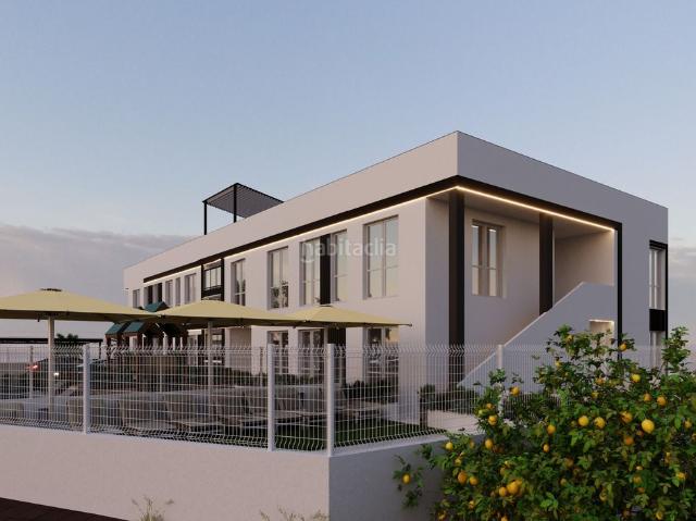 Apartamento en venta en Finestrat, Balcón de Finestrat Terra Marina. Ubicado en la encantadora localidad de Finestrat, este exclusivo conjunto residencial ofrece una selección de viviendas que destac.