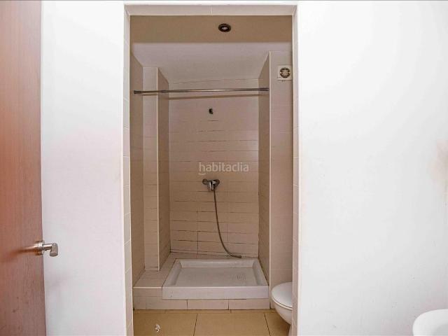 Apartamento en venta en Figueres, Centre. PISO 2 HABITACIONES, PATIO, PLANTA 1 CON ASCENSOR CARRER SANT LLATZER. Apartamentos.