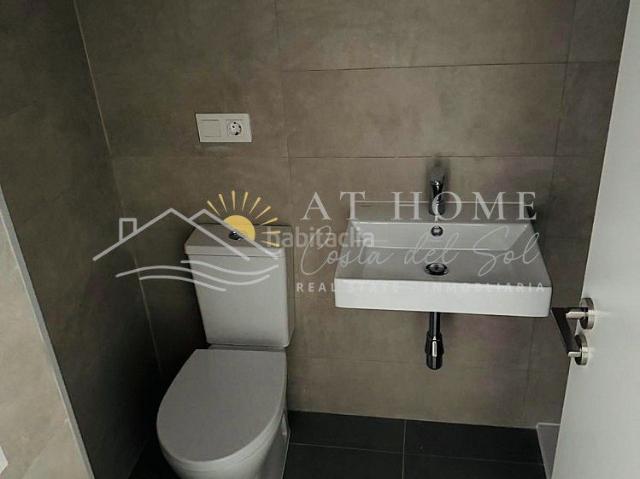 Apartamento en venta en Fuengirola, Centro ciudad. APARTAMENTO DE OBRA NUEVA. Apartamentos.
