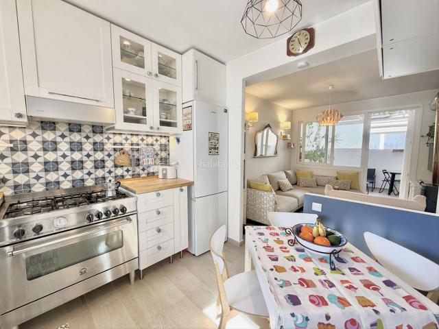 Apartamento en venta en Fuengirola, Centro ciudad. Apartamento en Planta Media de 2 dormitorios en Fuengirola. Apartamentos.