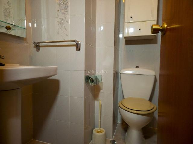 Apartamento en venta en Fuengirola, Centro ciudad. Apartamento en Planta Media de 3 dormitorios en Fuengirola. Apartamentos.