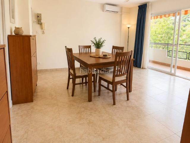 Apartamento en venta en Fuengirola, Centro ciudad. Apartamento en venta en Fuengirola Ubicación privilegiada junto al centro. Apartamentos.