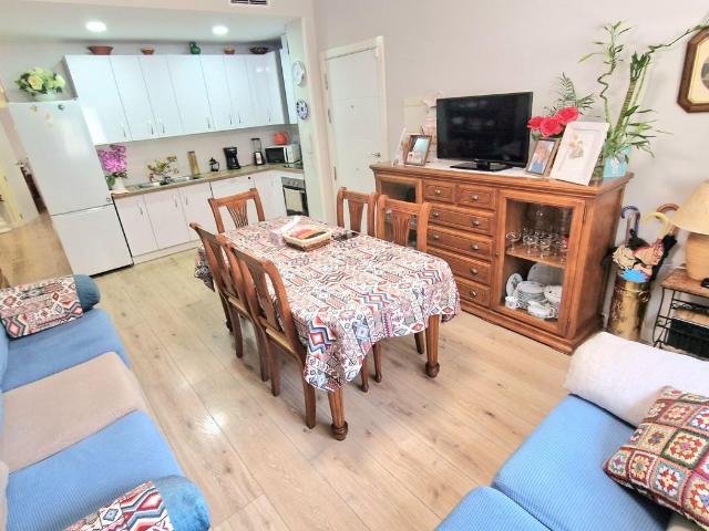 Apartamento en venta en Fuengirola, Centro ciudad. VIVIR EN EL CENTRO NO ES UN SUEÑO, ES UNA REALIDAD. Apartamentos.