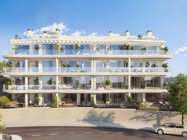 Apartamento en venta en Fuengirola con 3 dormitorios y 2 bañ. 118m² Fuengirola